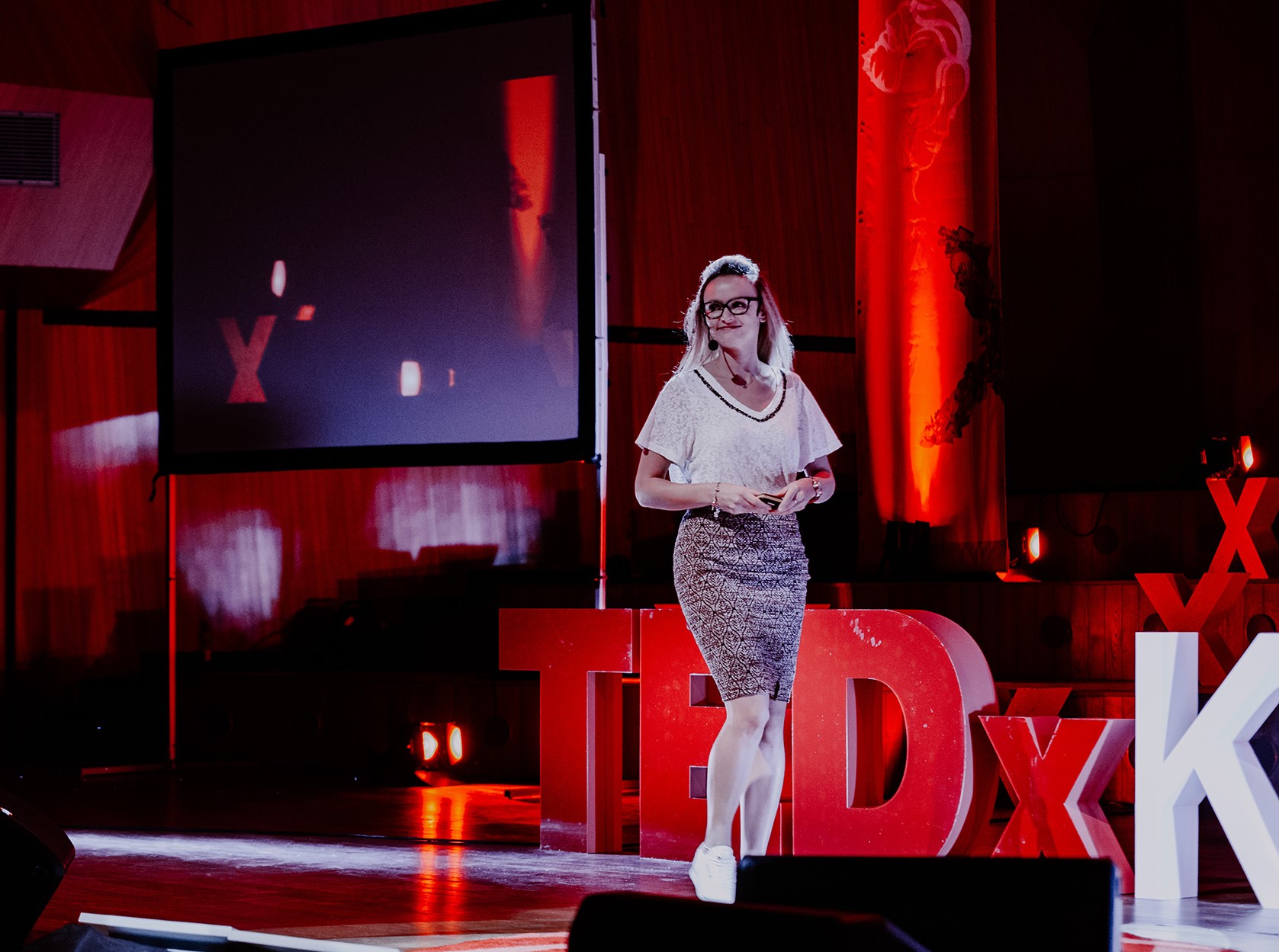 influencer magdalena urbaniak na konferencji TEDx