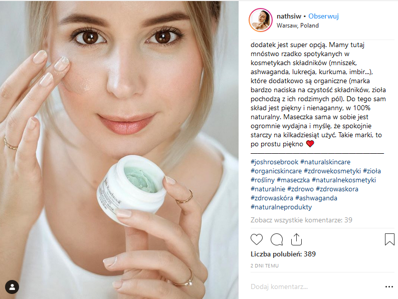 Blogerka Natalia Siwiec promuje kosmetyki używając odpowiednich hashtagów